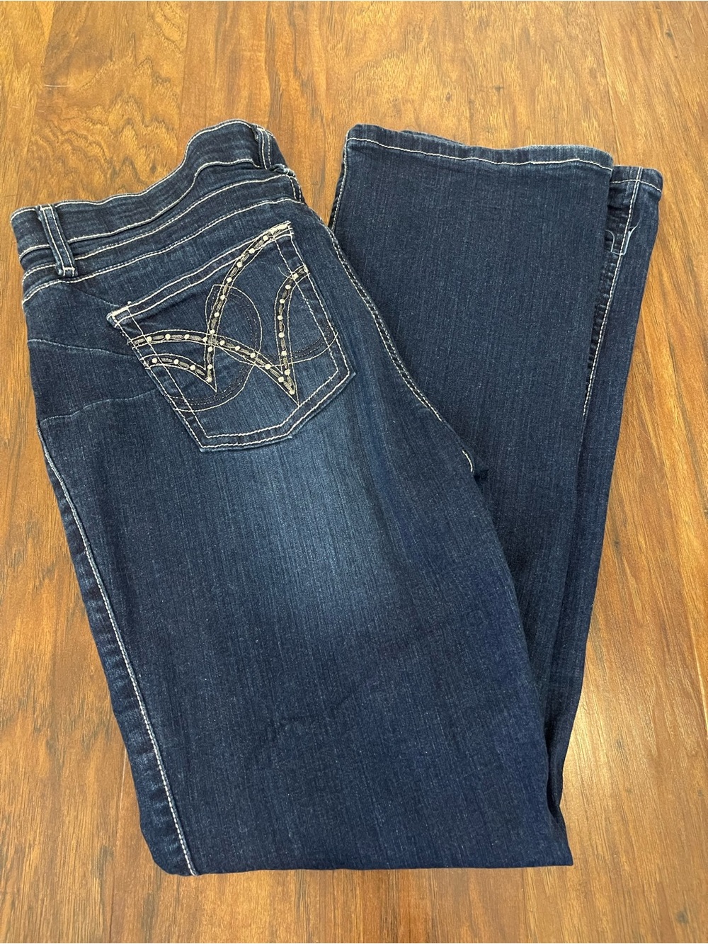 Wrangler Q‑Baby Ultimate Riding Jeans – Dark Wash – Size 11/12×32